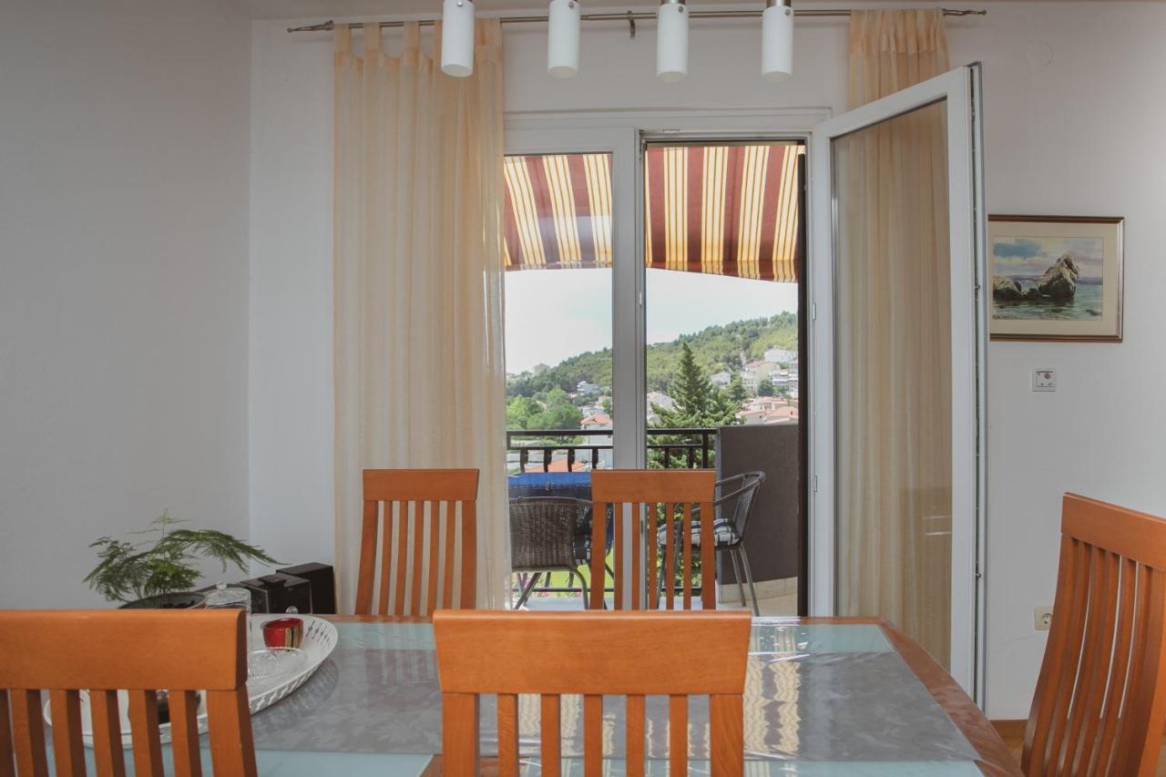 Comfort Sea View Apartment Dugi Rat Dış mekan fotoğraf