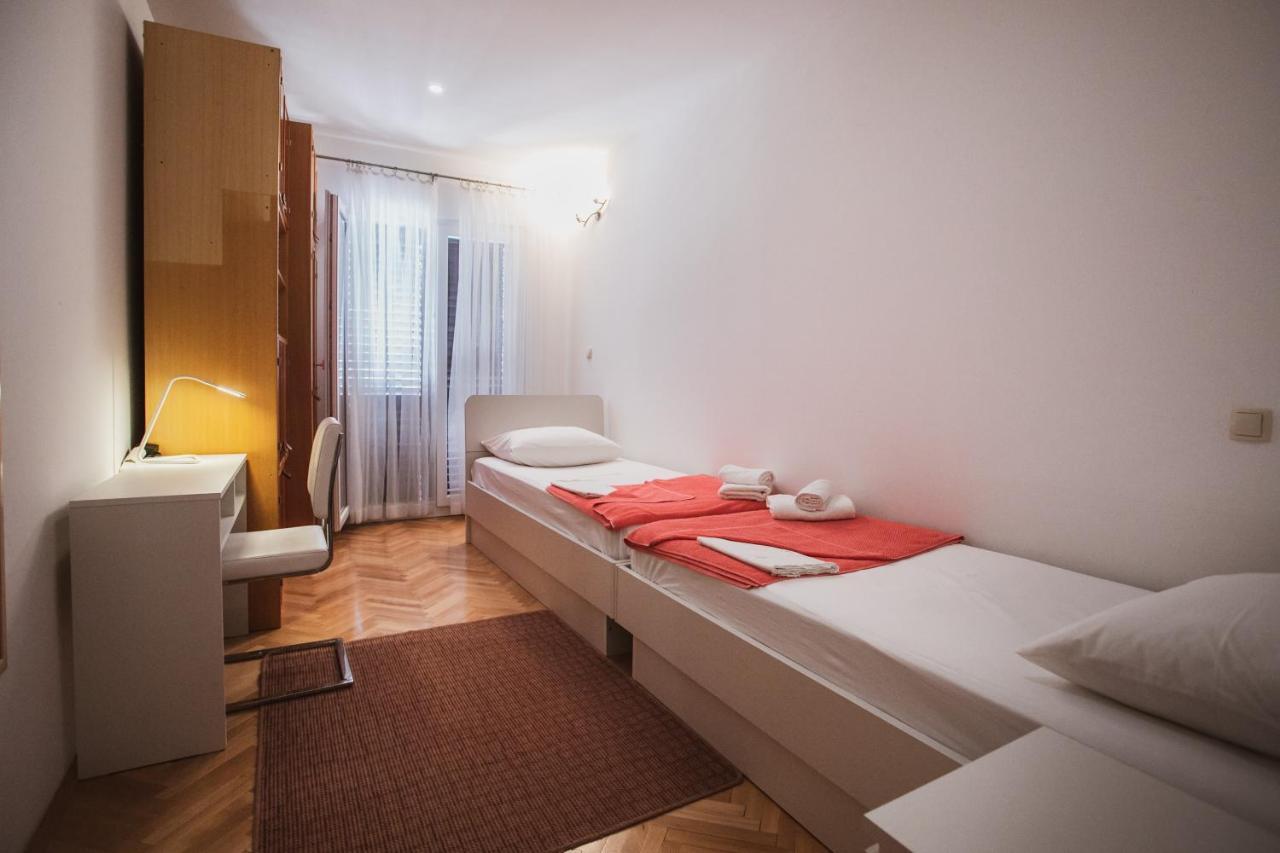 Comfort Sea View Apartment Dugi Rat Dış mekan fotoğraf