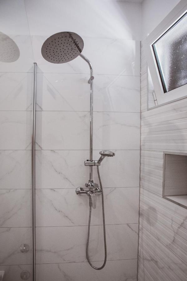 Comfort Sea View Apartment Dugi Rat Dış mekan fotoğraf