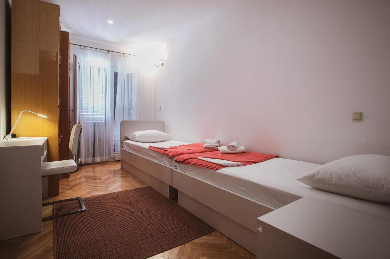 Comfort Sea View Apartment Dugi Rat Dış mekan fotoğraf