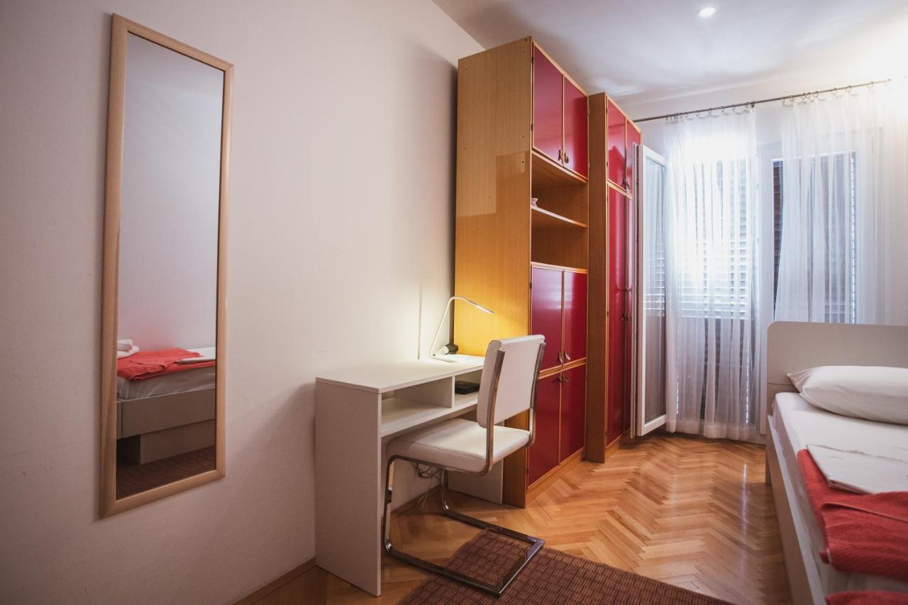 Comfort Sea View Apartment Dugi Rat Dış mekan fotoğraf
